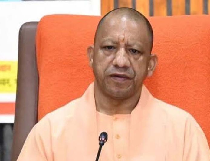 योगी सरकार की नीतियों से यूपी बना इलेक्ट्रॉनिक्स और सेमीकंडक्टर हब, 43 हजार करोड़ का निवेश, 3 लाख से ज्यादा रोजगार के अवसर