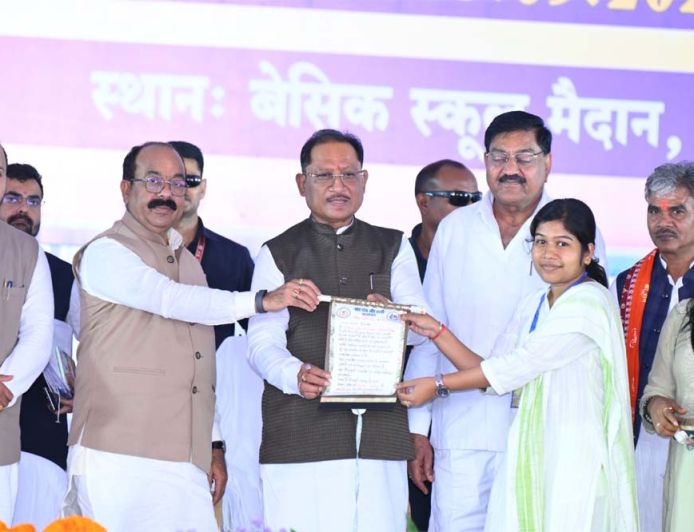 जीवन के प्रत्येक क्षेत्र में आगे बढ़ने का सबसे सशक्त माध्यम है शिक्षा : मुख्यमंत्री  विष्णु देव साय