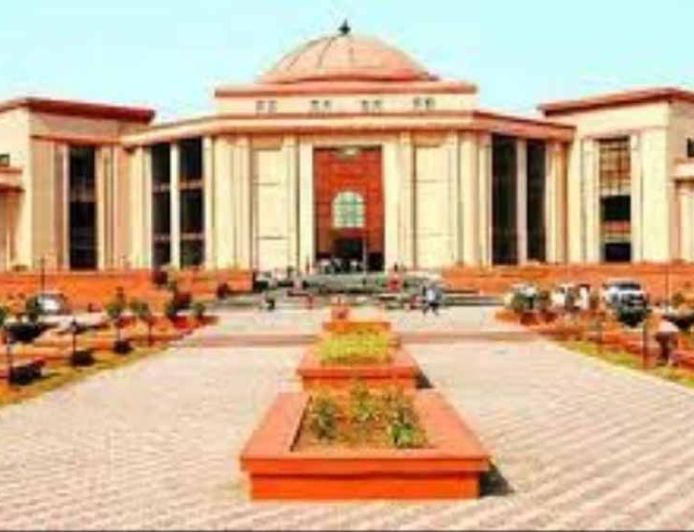 जशपुर दुष्कर्म केस में आरक्षक को झटका, छत्तीसगढ़ हाई कोर्ट ने अग्रिम जमानत याचिका की खारिज