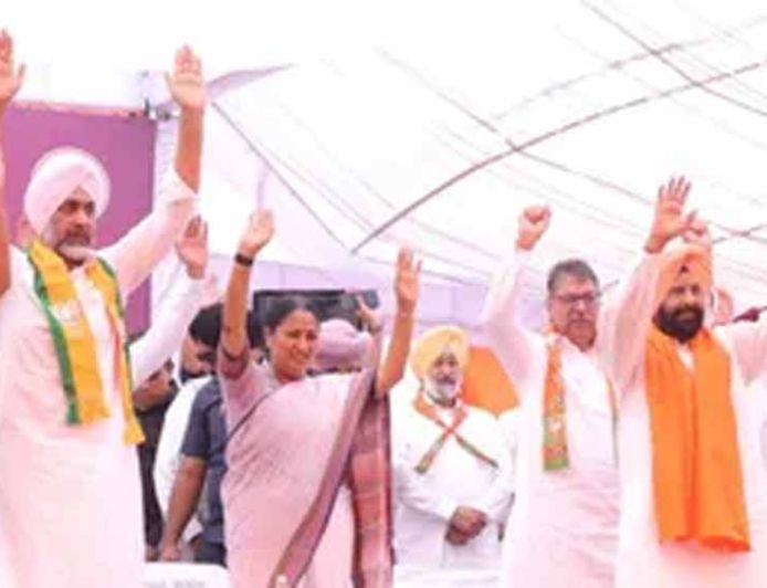 भाजपा की नशा मुक्त पंजाब यात्रा में पहुंचे अर्जुन राम मेघवाल, बोले- ‘युवाओं को दलदल से निकालना लक्ष्य’