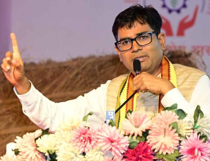 रायपुर : लघु उद्योगों और एमएसएमई को मजबूत बनाकर विकसित छत्तीसगढ़ के निर्माण का रोडमैप तैयार कर रही सरकार : वित्त मंत्री ओ.पी. चौधरी
