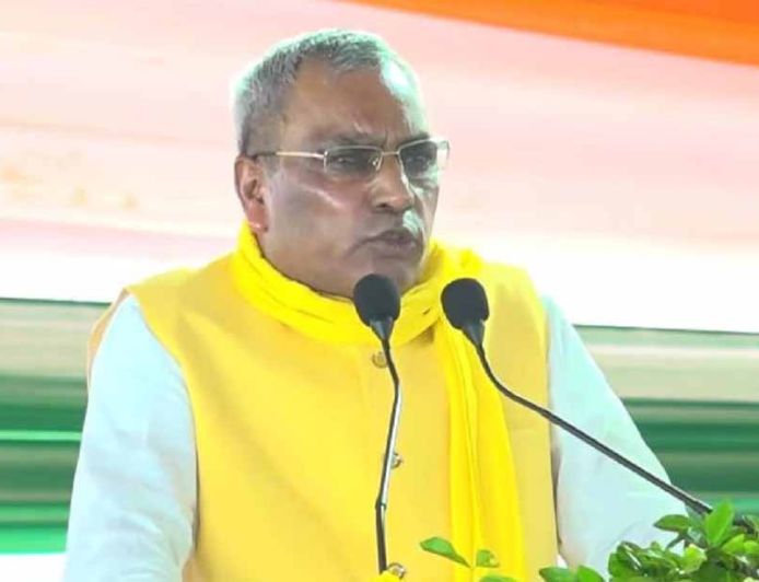 बुलाई थी बैठक, हो गई कुश्ती, पीडीए मतलब ‘पैसा, दबंगई और आपसी लड़ाई’: ओम प्रकाश राजभर