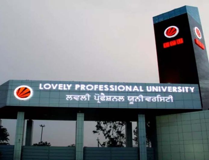 LPU बोला- ‘यूनिवर्सिटी को बदनाम करने की साजिश’, यौन उत्पीड़न की खबरों को बताया अफवाह