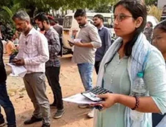 रेलवे भर्ती में बड़ा फर्जीवाड़ा, एक-दूसरे की जगह CBT देने वाले 4 अभ्यर्थी AI कैमरे से पकड़े गए