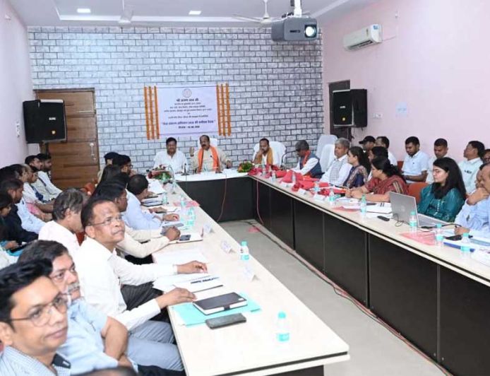 उप मुख्यमंत्री  अरुण साव ने की सेवा संकल्प अभियान की तैयारियों की गहन समीक्षा