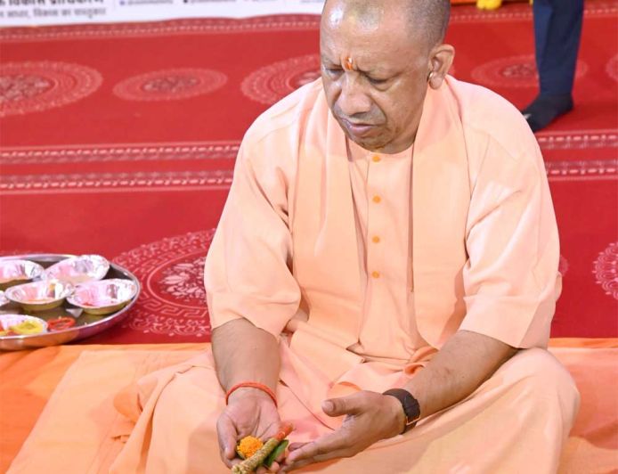 गोरखनाथ मंदिर में आहुत श्रद्धांजलि सप्ताह में सम्मिलित होंगे मुख्यमंत्री