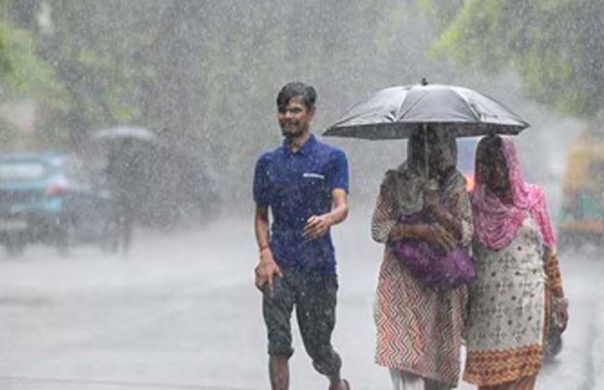 यूपी में 5 सितंबर तक झमाझम बारिश का दौर, 1 सितंबर को 11 जिलों में भारी से बहुत भारी बारिश का अलर्ट