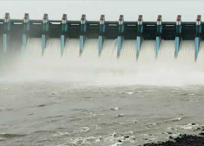 इंदिरा सागर बांध 2.39 मीटर खाली, अगस्त में बिजली उत्पादन 4 गुना घटा