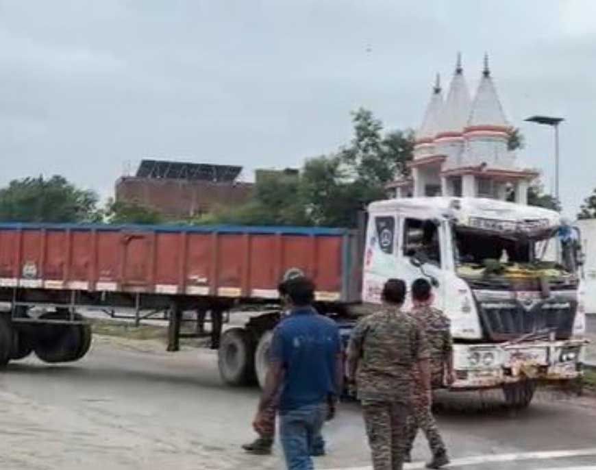 मुरैना में कृष्ण जन्मोत्सव से लौट रही 3 महिलाओं को ट्रक ने कुचला, मौके पर मौत