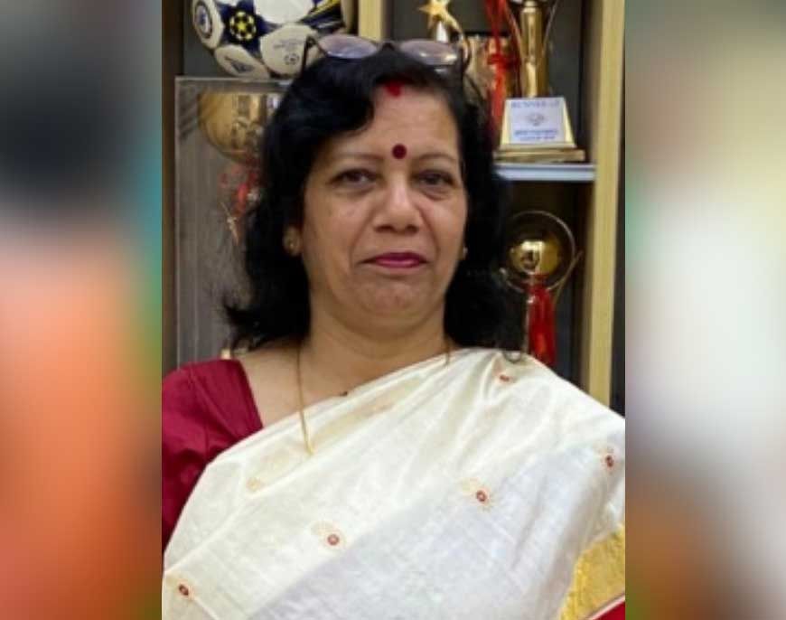 सूचनाओं के महासागर में विवेक और जीवन-मूल्यों की राह दिखाता शिक्षक