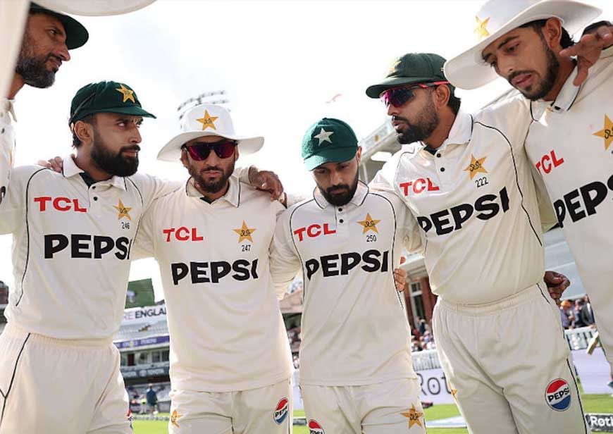 पाकिस्तानी टीम में मचा हड़कंप, PCB ने खिलाड़ियों के फोन किए जब्त; मैच फिक्सिंग का शक?