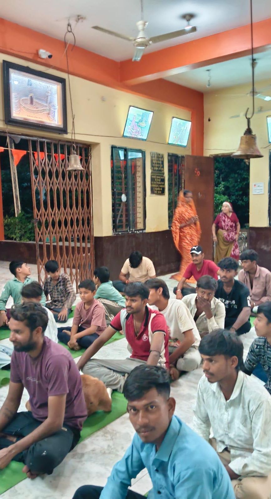 झकनावदा में विश्व हिंदू परिषद का स्थापना दिवस हर्षोल्लास के साथ मनाया