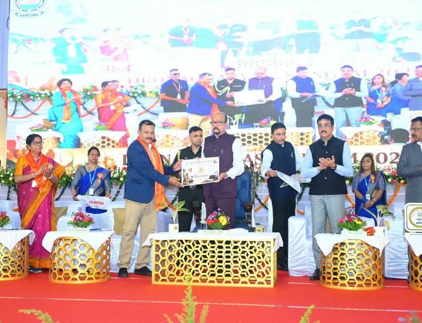 राज्यपाल  रमेन डेका ‘द्रोणाचार्य संगम-2026’ में हुए शामिल, कहा-समय का सदुपयोग और परिश्रम ही सफलता की कुंजी