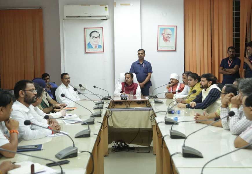 लापरवाही करने वालों पर होगी कड़ी कार्रवाई : उप मुख्यमंत्री शुक्ल