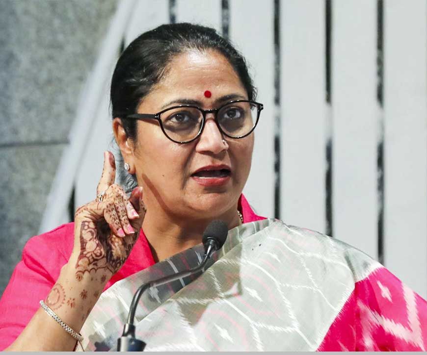 सत्य निकेतन हादसे के बाद CM रेखा गुप्ता सख्त, 20-30 साल पुराने भवनों में हॉस्टल-नर्सिंग होम पर रोक