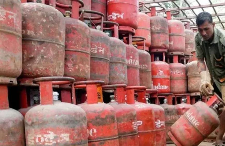 LPG Booking: गांवों में अब 45 दिन नहीं करना होगा इंतजार, 25 दिन बाद बुक होगा अगला सिलेंडर