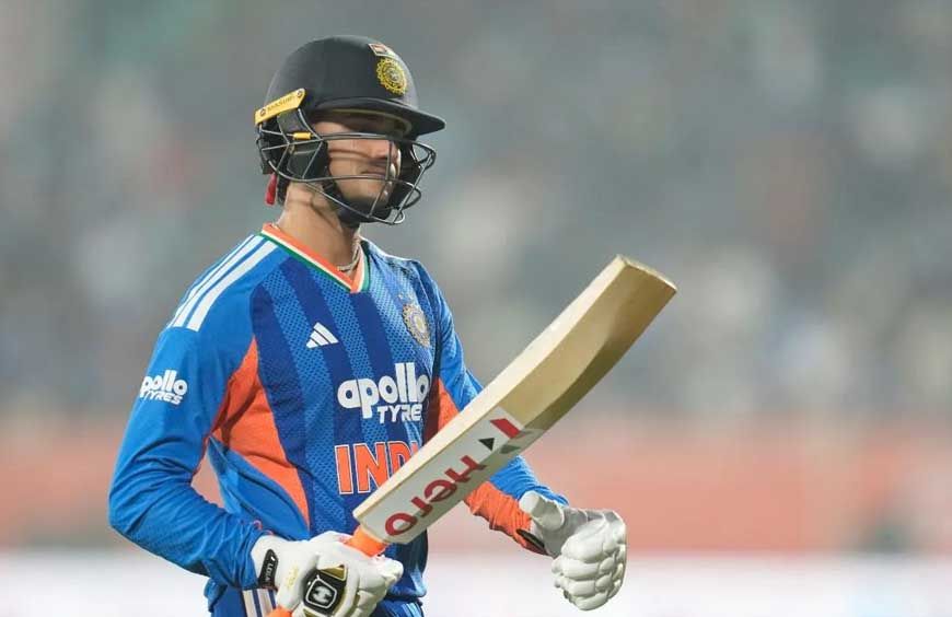 T20 में बल्ला खामोश, पूर्व दिग्गज ने अभिषेक को दी टेस्ट खेलने की सलाह; अफगान सीरीज से पहले बड़ा सवाल