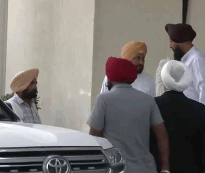 संसद रत्न अवार्ड लेने दिल्ली पहुंचे चन्नी, कांग्रेस की गुटबाजी पर वेणुगोपाल से करेंगे चर्चा!