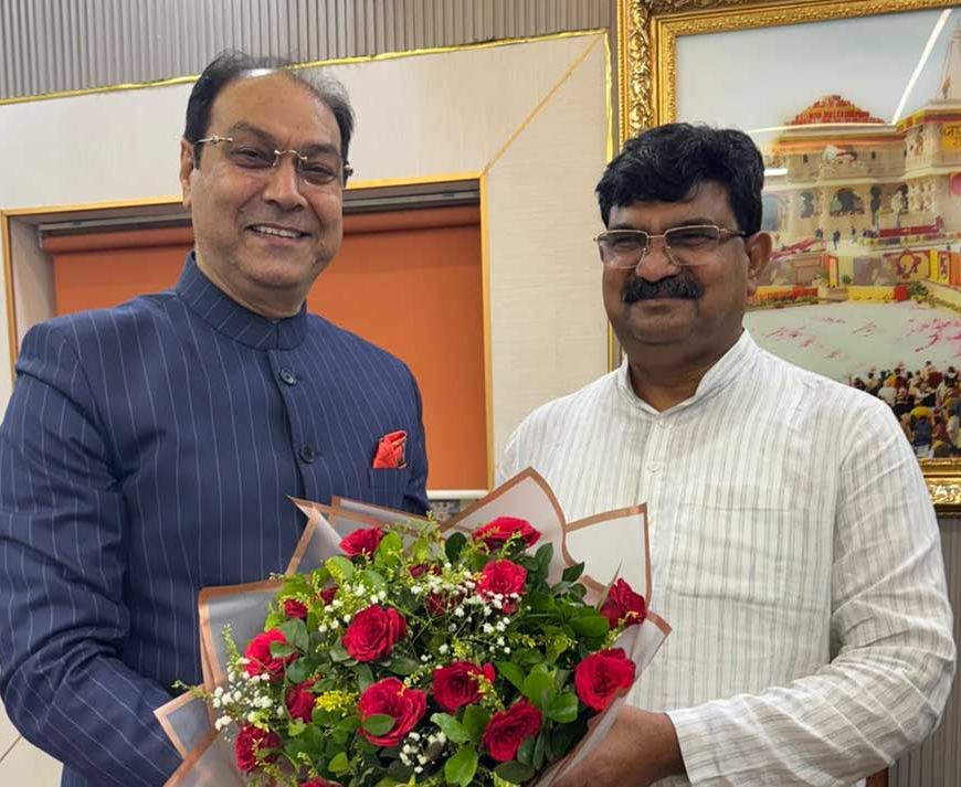 अल्पसंख्यक आयोग के अध्यक्ष  मोहसिन रज़ा ने प्रदेश संगठन महामंत्री  धर्मपाल सिंह जी से की भेंट