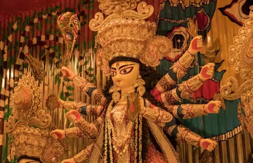 दुर्गा पूजा में नॉन-वेज पर बागेश्वर धाम के धीरेंद्र शास्त्री की अपील से छिड़ी बहस