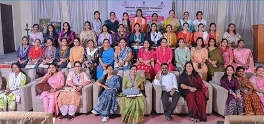 पीड़ित महिला की बात बिना पूर्वाग्रह के सुनें, निर्णय का सम्मान करें : अध्यक्ष महिला आयोग  यादव