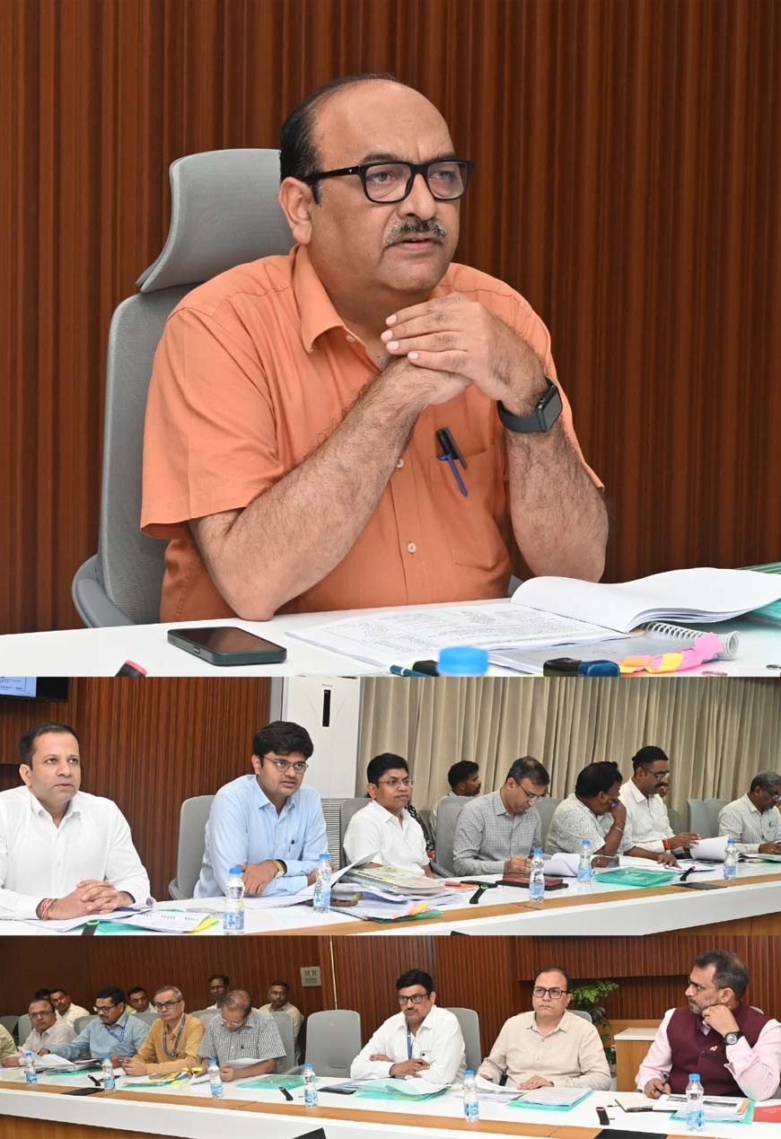 जलग्रहण प्रबंधन के तहत अधिक से अधिक भूमिगत वृद्धि और आजीविका के कार्यो पर जोर
