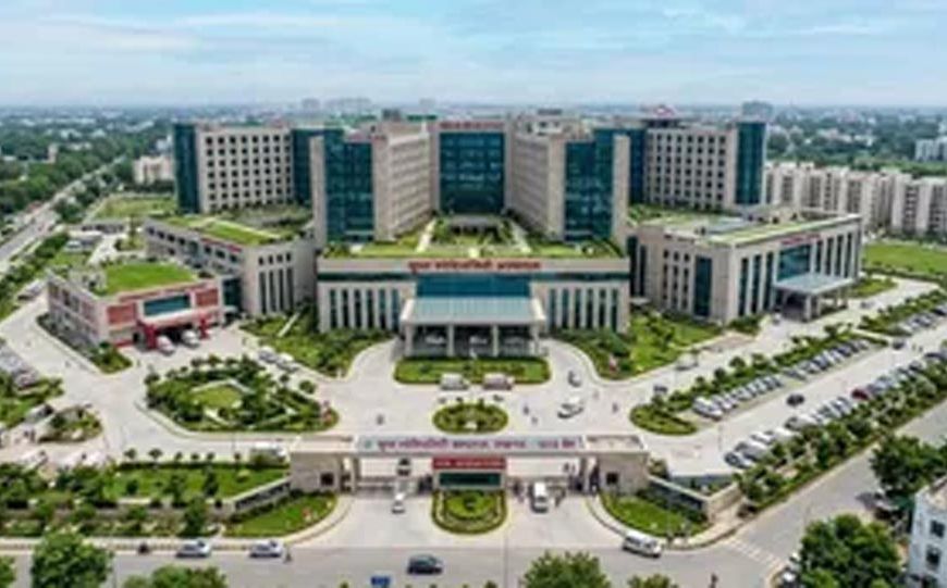 यूपी में 1,606 करोड़ की 65 मेडिकल परियोजनाएं, 21 का जल्द होगा लोकार्पण
