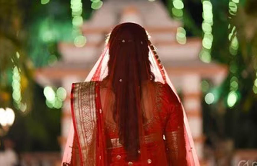 आजमगढ़ में लुटेरी दुल्हन गैंग का खुलासा, दूल्हे को रास्ते में उतारकर जेवर-नकदी लेकर फरार हुए थे