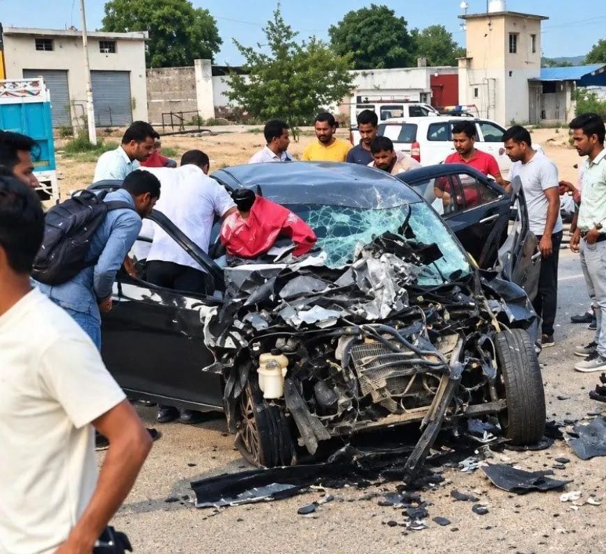 राजस्थान में भीषण सड़क हादसा, डंपर-कार की टक्कर में पति-पत्नी और बेटी समेत 4 की मौत