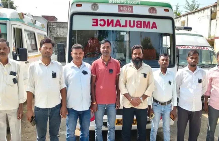 झारखंड में 108 एंबुलेंस कर्मचारियों का आंदोलन जारी, 25 सितंबर को पूर्ण हड़ताल की चेतावनी