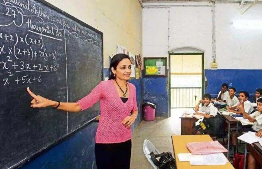UP में 15 हजार से ज्यादा शिक्षकों की होगी भर्ती, शिक्षा सेवा चयन आयोग का बड़ा ऐलान