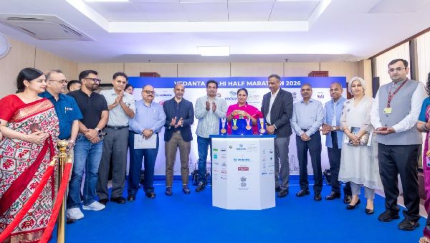 मुख्यमंत्री रेखा गुप्ता ने वेदांता दिल्ली हाफ मैराथन 2026 के फिनिशर मेडल का किया अनावरण