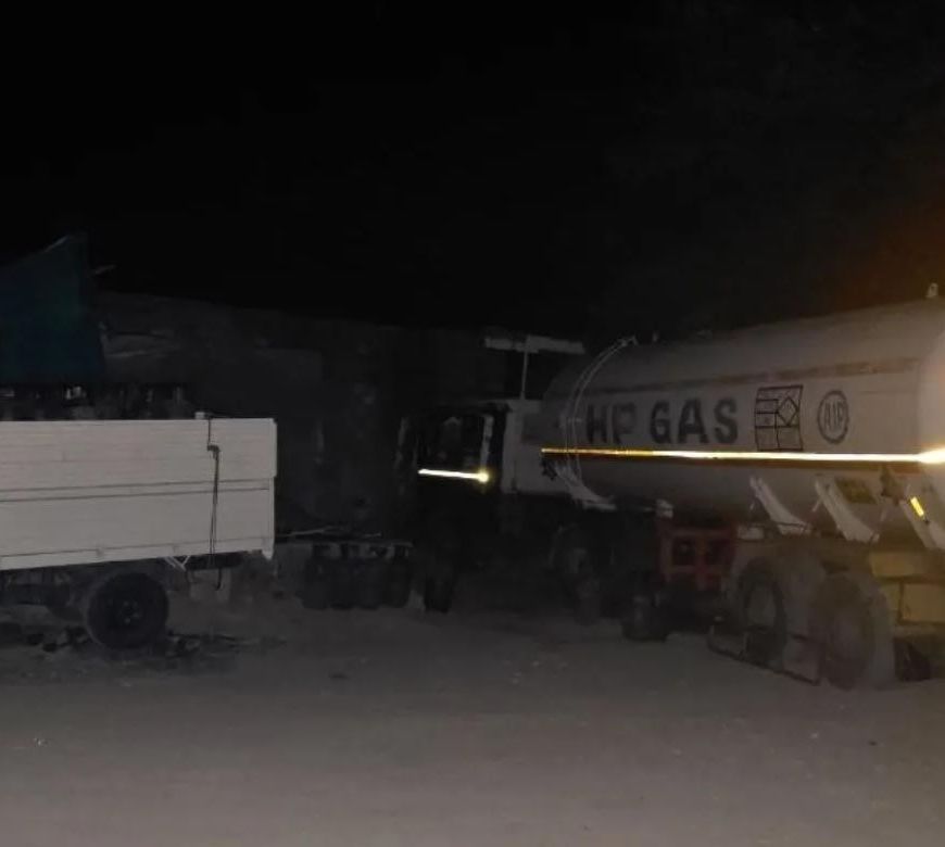 राजस्थान में LPG गैस चोरी का बड़ा खुलासा, टैंकर की सील तोड़कर सिलेंडरों में भरते थे गैस