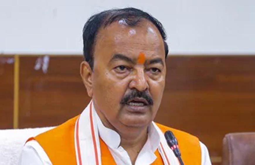 सुल्तानपुर के परियोजना निदेशक सस्पेंड, डिप्टी CM केशव मौर्य ने विभागीय जांच के दिए आदेश