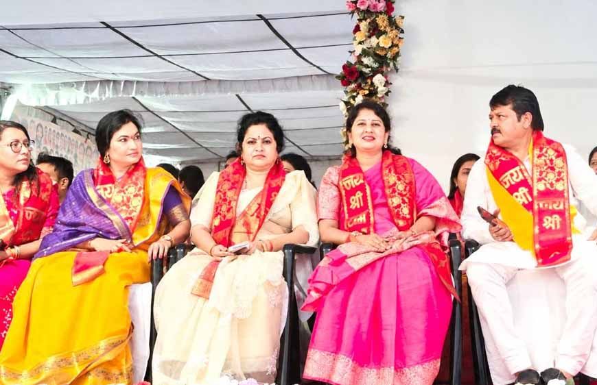 रायपुर के महादेव घाट पर भव्य महाआरती, CM विष्णुदेव साय समेत कई जनप्रतिनिधि हुए शामिल