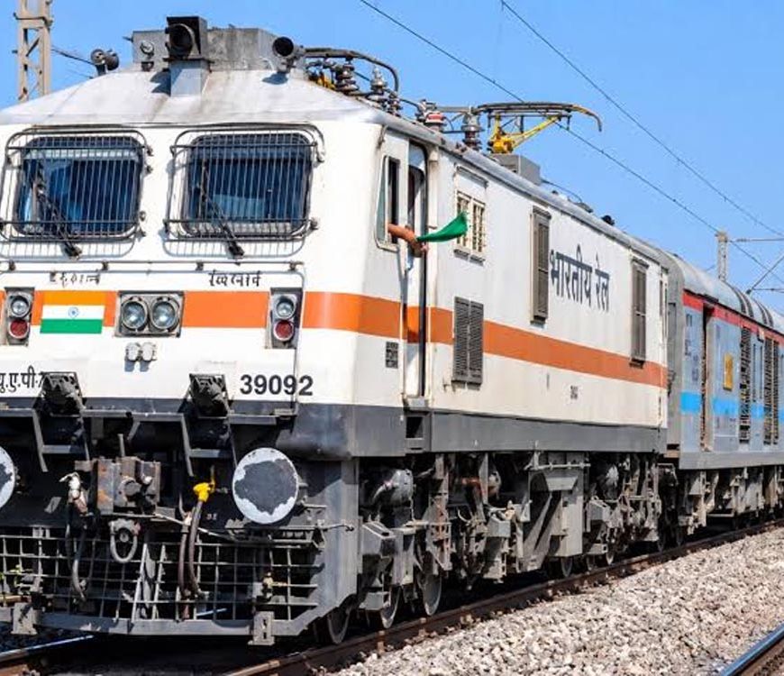 दिवाली-छठ पर बिहार जाने वालों के लिए खुशखबरी, दिल्ली से चलेंगी कई स्पेशल ट्रेनें