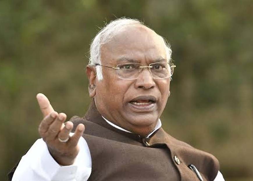 करघे की खनक और शहद की मिठास लेकर दुनिया के बाजार में उतरेगा बागपत