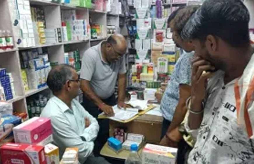 चंडीगढ़ में केमिस्ट दुकानों पर छापेमारी, नशीले कैप्सूल और सिरप का स्टॉक जब्त