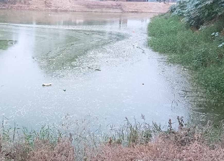 अमृतसर के रिहायशी इलाकों में घुसा नहर का पानी, पाइपलाइन बिछाने में लापरवाही के आरोप