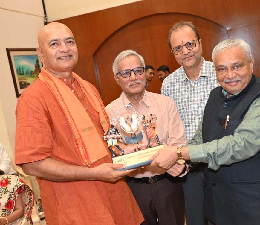 ‘स्वयं से साक्षात्कार’ कार्यशाला में विशेषज्ञों ने पंचकोश, षट्चक्र एवं आभामंडल की अवधारणाओं पर दी जानकारी
