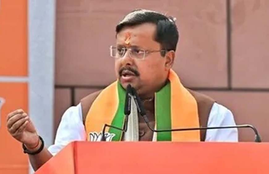 मेरठ में BJP अध्यक्ष नितिन नवीन का युवाओं को संदेश, बोले- रील नहीं रियल में जिएं
