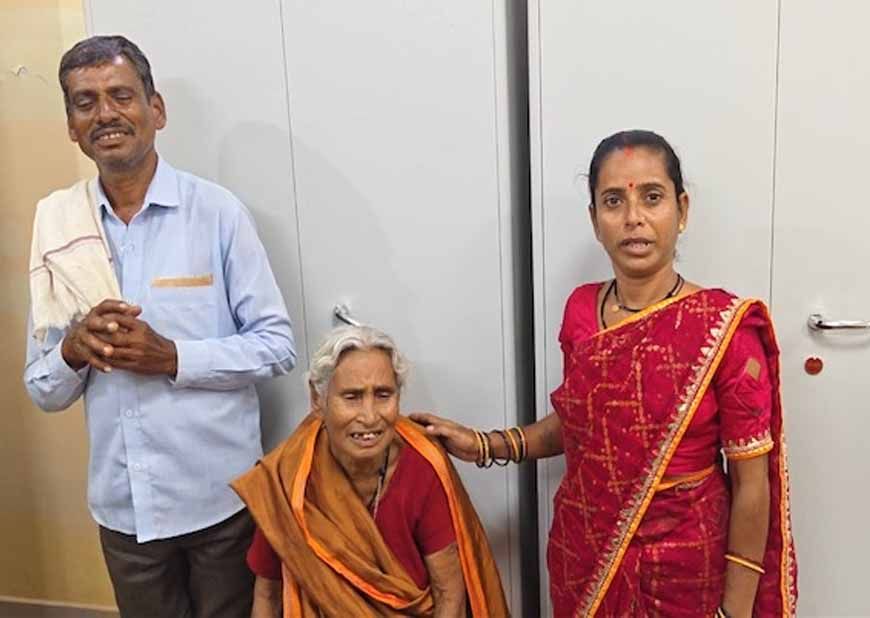 81 वर्षीय सोनकुंवर के लिए आसान हुआ बेटे के नाम जमीन का हस्तांतरण