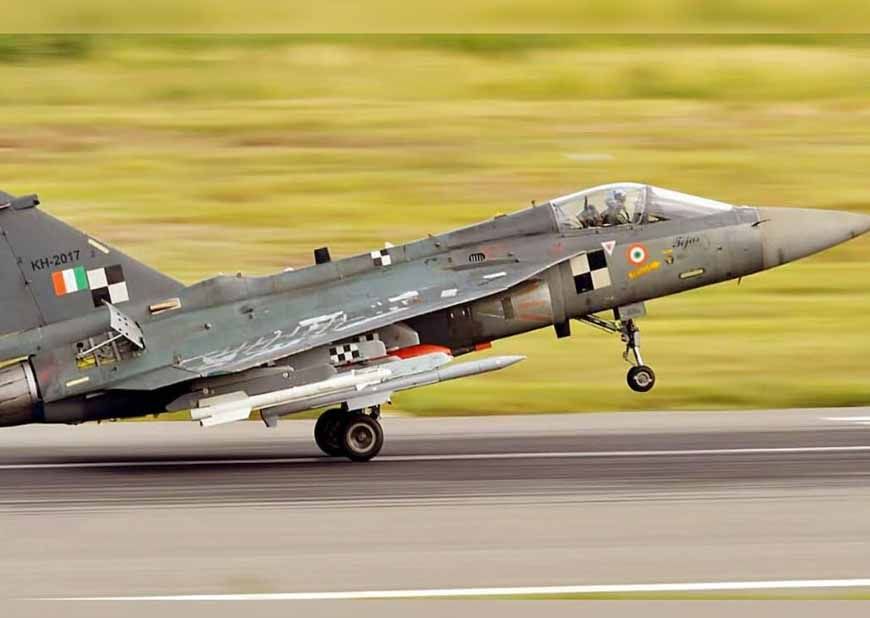 Tejas Mk1A: एक-दो महीने में वायु सेना में शामिल हो सकते हैं नए लड़ाकू विमान