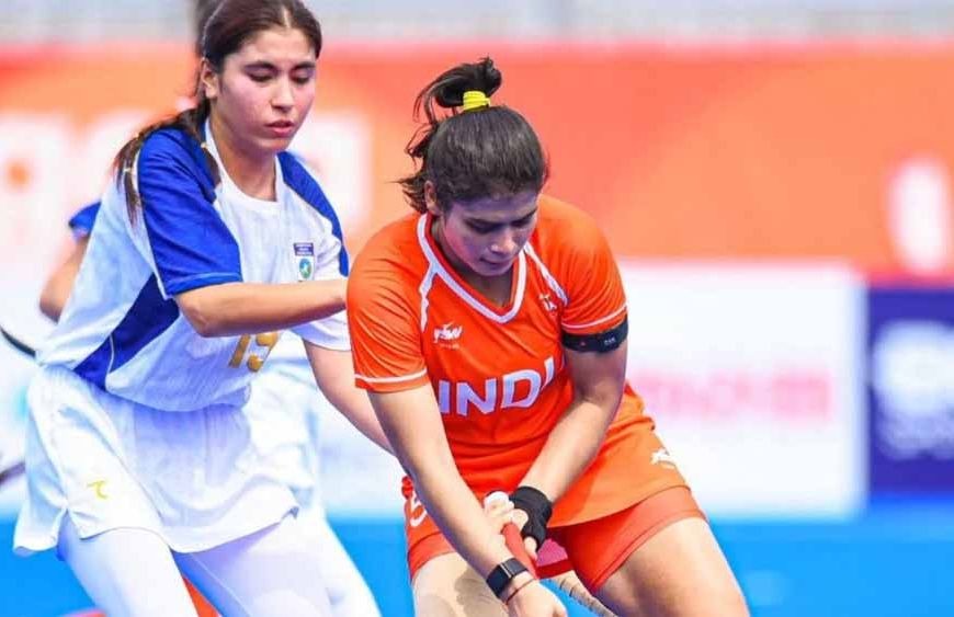 एशियन गेम्स में दीपिका का धमाल, रिकॉर्ड 11 गोल दागे; मनीषा ने संभाला लेफ्ट कवर