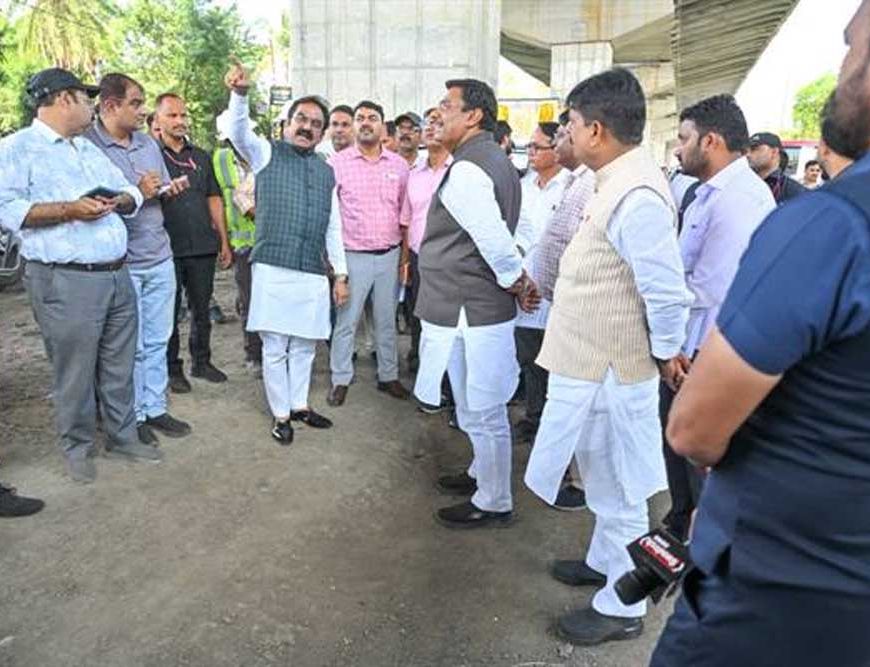 बैरागढ़ एलिवेटेड ब्रिज का निर्माण मार्च 2027 तक हर हाल में करें पूर्ण : लोक निर्माण मंत्री  सिंह