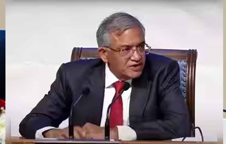 SIR पर चुनाव आयुक्तों में मतभेद की रिपोर्ट, EC ने दी सफाई