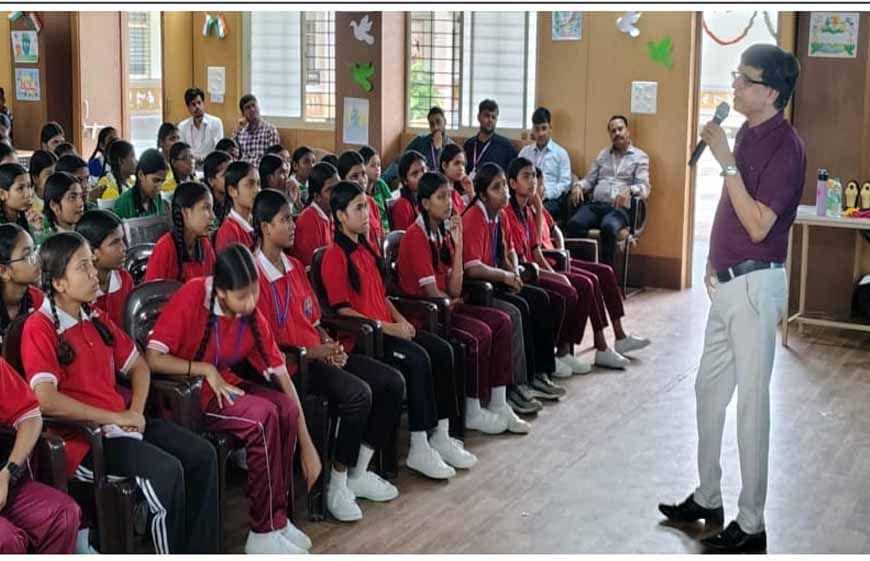 समय का सदुपयोग और आत्मअनुशासन से आसान होती है जीवन की राह: जेपी यादव