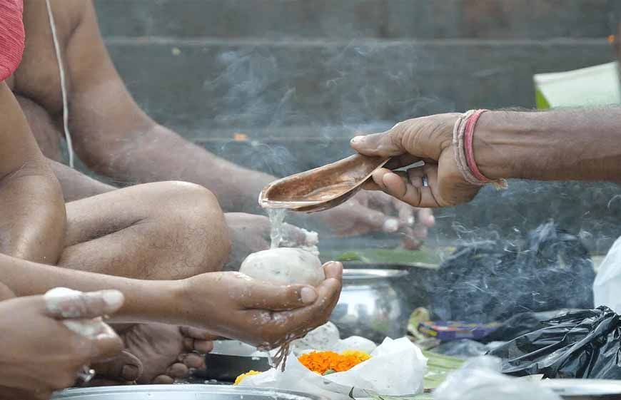 60 साल बाद श्राद्ध पक्ष में खास ग्रह संयोग, 16 दिन पितरों की पूजा का मौका