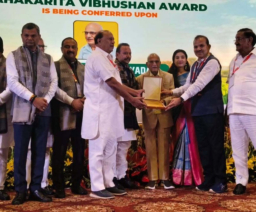 पूर्व मंत्री भगवान सिंह यादव को मिला ‘सहकारिता विभूषण’ राष्ट्रीय पुरस्कार, नई दिल्ली में सम्मान