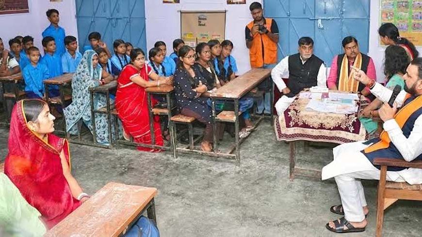 बिहार के सभी सरकारी स्कूलों में अब कंप्यूटर शिक्षा अनिवार्य, CM सम्राट चौधरी का बड़ा ऐलान